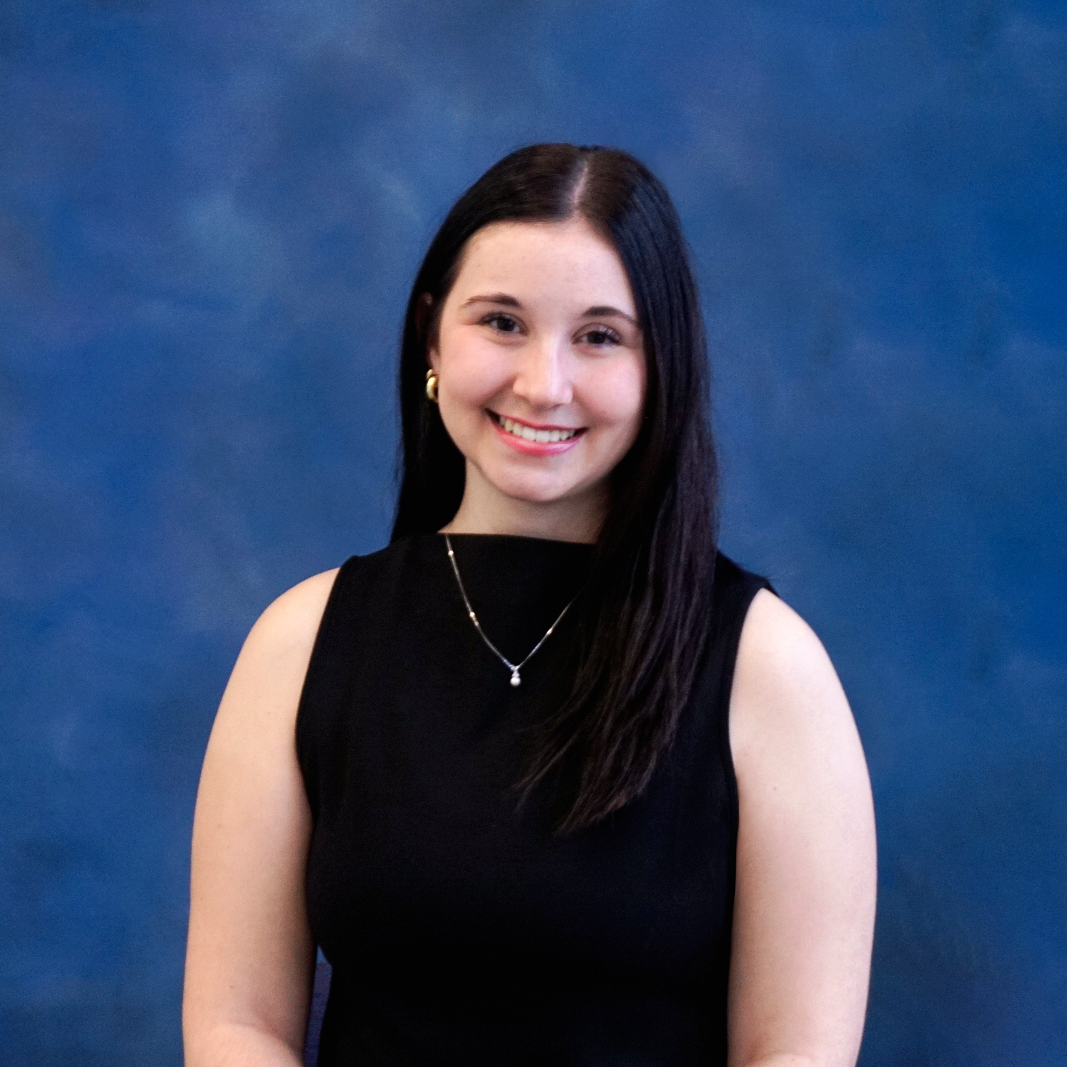 Maia Guzalek headshot
